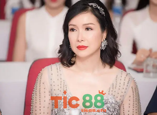Thông Tin Cá Nhân Chi Tiết Về CEO Bùi Bích Phượng